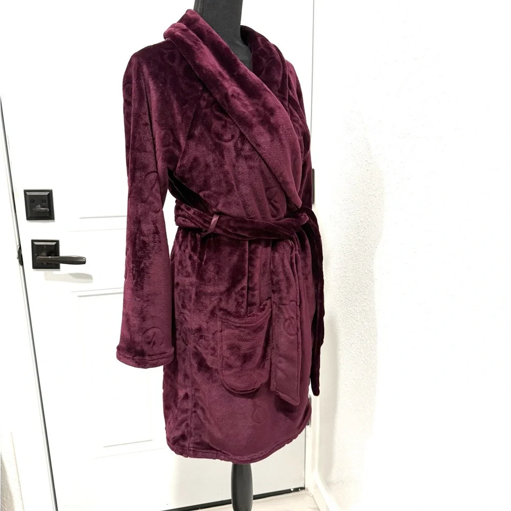 Victoria's Secret monogram Plush Robe Deep‎ Purple XS/S